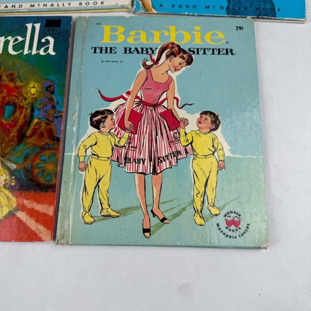 Vintage Children Hardback Books Lot of 5 Wonder Books Barbie Three Little Kitten